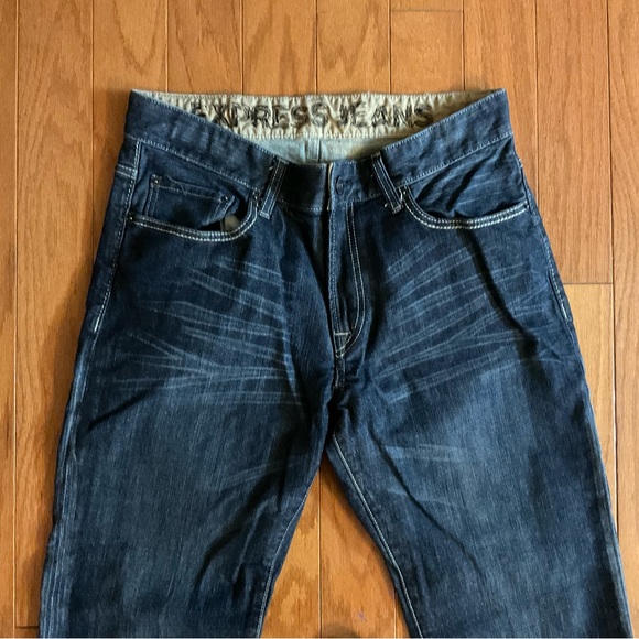 Men’s Express Classic Stretch Zipper 🪰 Blue Jeans! - Picture 7 of 10